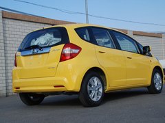 2011款 1.5L 自动 豪华版