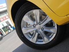 2011款 1.5L 自动 豪华版