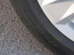 2011款 1.5L 自动 豪华版
