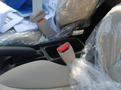 2011款 1.5L 自动 豪华版