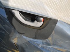 2011款 1.5L 自动 豪华版