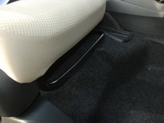 2011款 1.5L 自动 豪华版