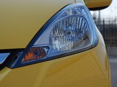 2011款 1.5L 自动 豪华版