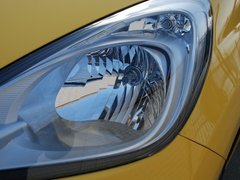 2011款 1.5L 自动 豪华版