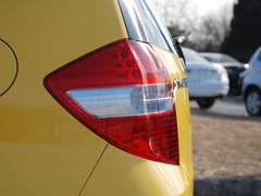 2011款 1.5L 自动 豪华版