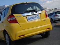 2011款 1.5L 自动 豪华版
