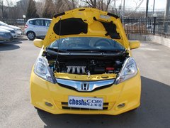 2011款 1.5L 自动 豪华版