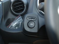 2011款 1.5L 自动 豪华版