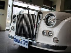 2010款 3.7L自动 敞篷版