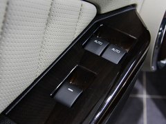 2010款 3.7L自动 敞篷版