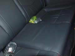 2011款 1.6L 自动 豪华版