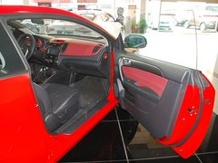 2011款 1.6L 自动 豪华版