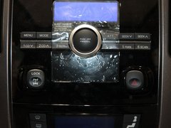2010款 2.3L 四驱版 5座