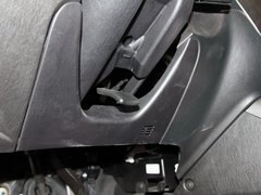 2010款 2.3L 四驱版 5座