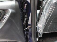 2010款 2.3L 四驱版 5座