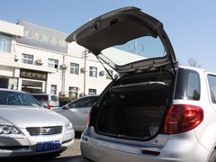 2011款 1.6L 自动 舒适型