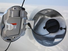 2011款 1.6L 自动 舒适型