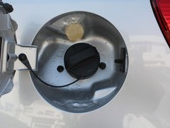 2011款 1.6L 自动 舒适型