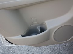 2011款 1.6L 自动 舒适型
