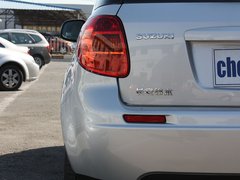 2011款 1.6L 自动 舒适型
