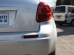 2011款 1.6L 自动 舒适型