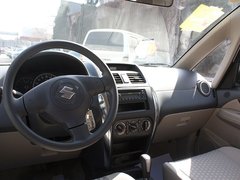 2011款 1.6L 自动 舒适型