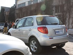 2011款 1.6L 自动 舒适型