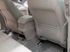 2011款 2.3L 自动 豪华型