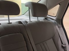 2011款 2.3L 自动 豪华型
