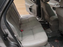 2011款 2.3L 自动 豪华型