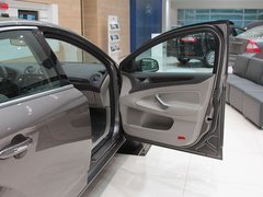 2011款 2.3L 自动 豪华型