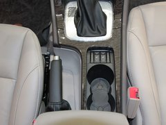 2011款 2.3L 自动 豪华型