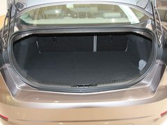 2011款 2.3L 自动 豪华型