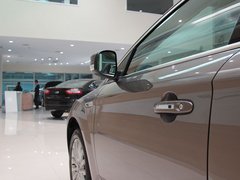 2011款 2.3L 自动 豪华型