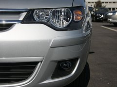 2011款 三厢 1.6L 手动 科技型
