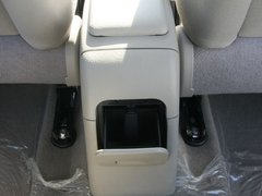 2011款 三厢 1.6L 手动 科技型