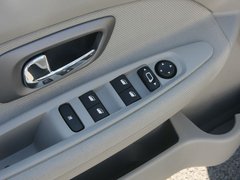2011款 三厢 1.6L 手动 科技型