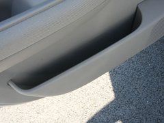 2011款 三厢 1.6L 手动 科技型