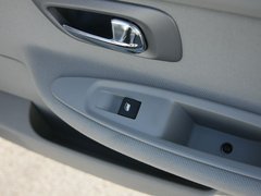 2011款 三厢 1.6L 手动 科技型