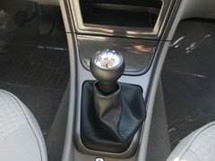 2011款 三厢 1.6L 手动 科技型
