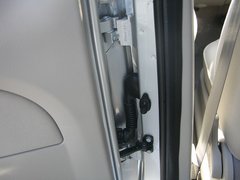 2011款 三厢 1.6L 手动 科技型