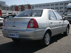 2011款 三厢 1.6L 手动 科技型