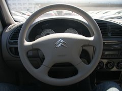 2011款 三厢 1.6L 手动 科技型