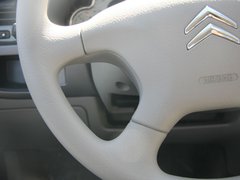 2011款 三厢 1.6L 手动 科技型