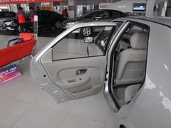 2011款 三厢 1.6L 手动 科技型