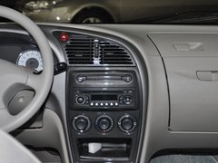 2011款 三厢 1.6L 手动 科技型