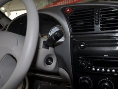 2011款 三厢 1.6L 手动 科技型