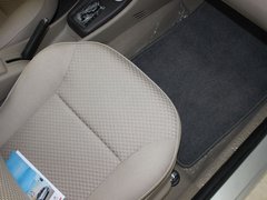 2011款 三厢 1.6L 自动 科技型