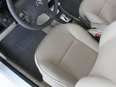 2011款 三厢 1.6L 自动 科技型