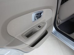 2011款 三厢 1.6L 自动 科技型